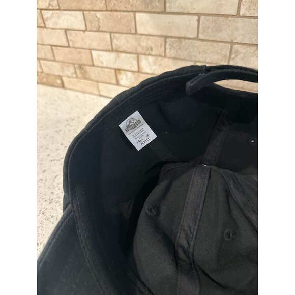 Universal Studios EUniversal Studios Exclusive Jurassic Park Black Baseball Cap - Picture 6 of 6